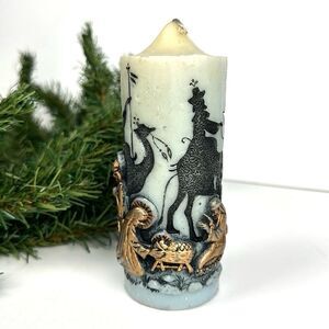 Vintage Holiday Elegance Candle Christmas Adoration Nativity Scene Silhouette